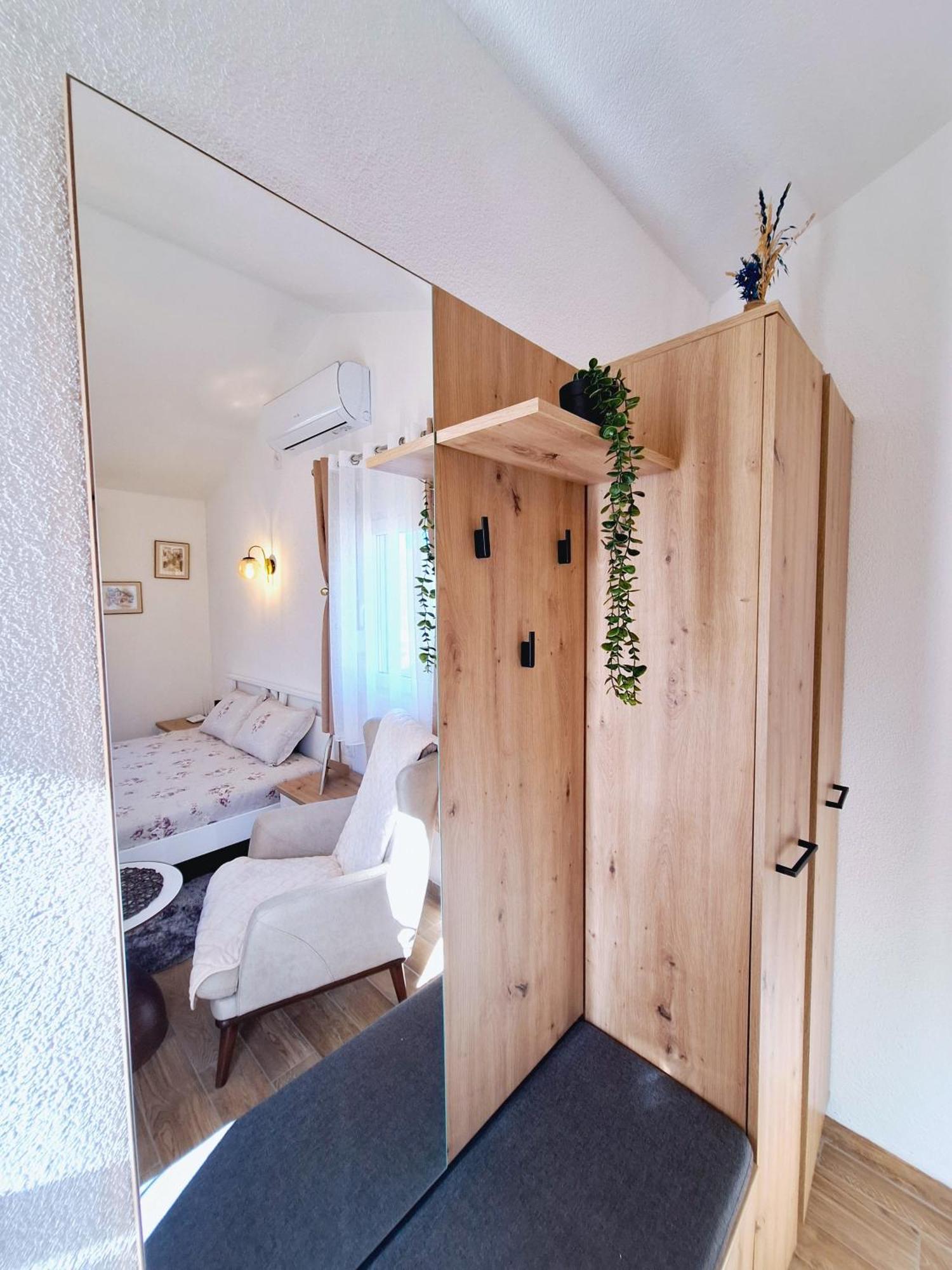 Sunny Side Apartments Rijeka Crnojevića Εξωτερικό φωτογραφία